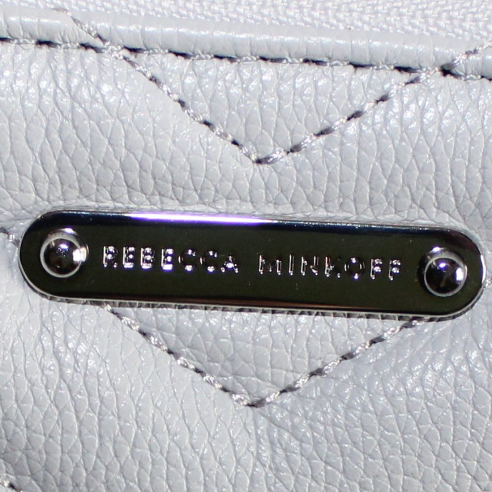 You will look CLASSY with this Rebecca Minkoff Edie Large Leather Zip Clutch - Picture 6 of 13